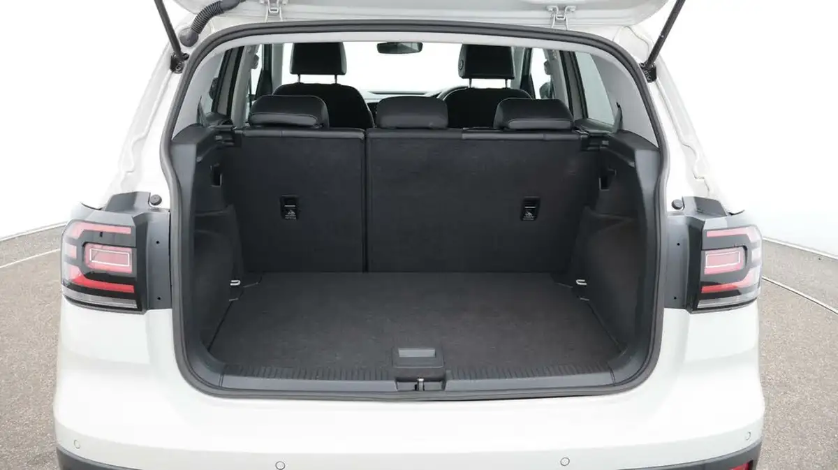 2023-volkswagen-t-cross-10-tsi-black-edition-110ps-big-17