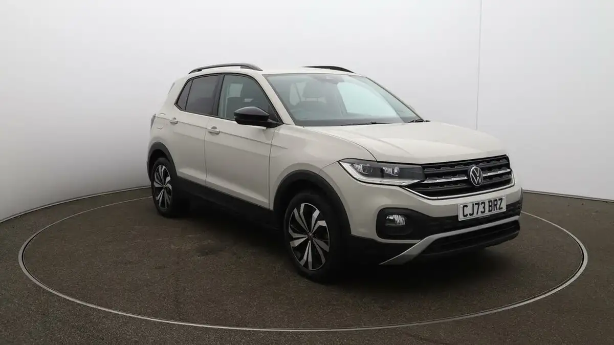 2023-volkswagen-t-cross-10-tsi-black-edition-110ps-big-35