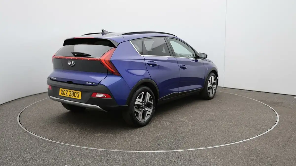 2022-hyundai-bayon-10-t-gdi-premium-100ps-dct-big-7
