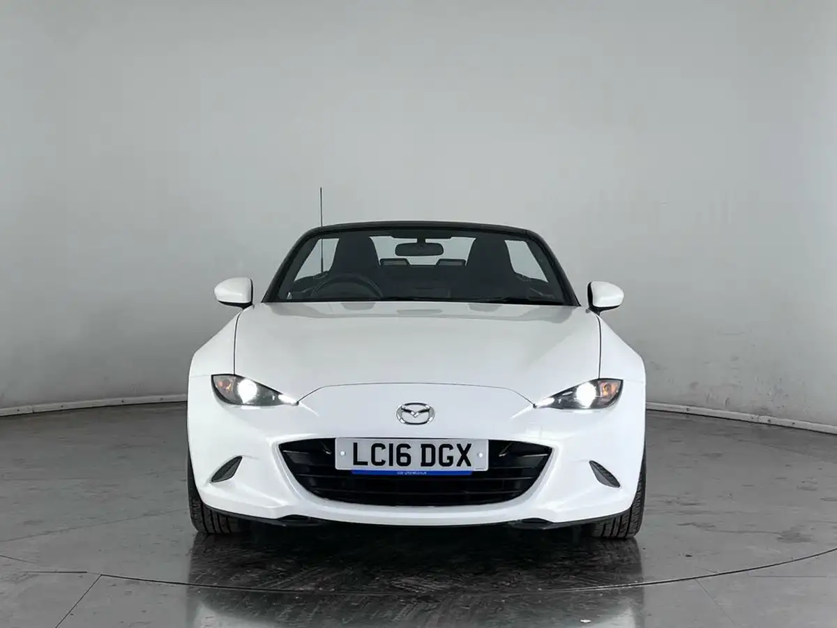 2016-mazda-mx-5-15-se-l-nav-big-4