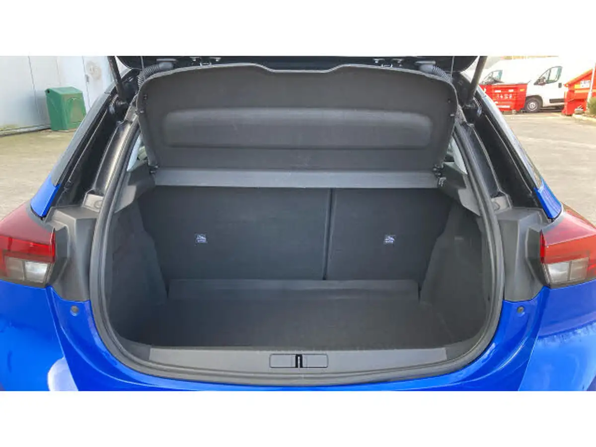 2022-vauxhall-corsa-12i-elite-edition-big-3