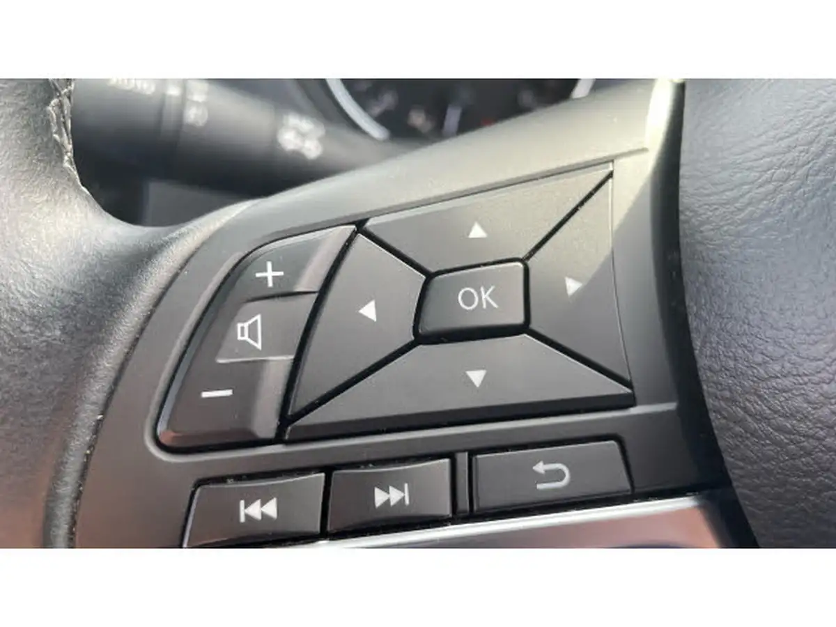 2021-nissan-qashqai-13-dig-t-acenta-premium-140ps-big-21