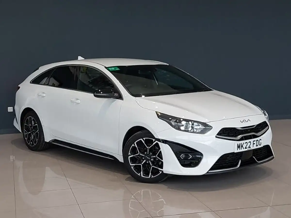 2022-kia-pro-ceed-15-t-gdi-gt-line-big-0