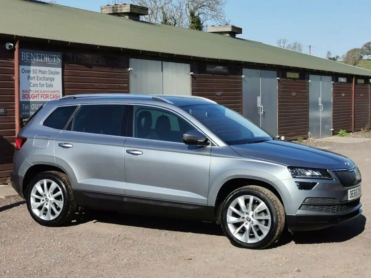 2019-skoda-karoq-15-tsi-se-l-dsg-big-3