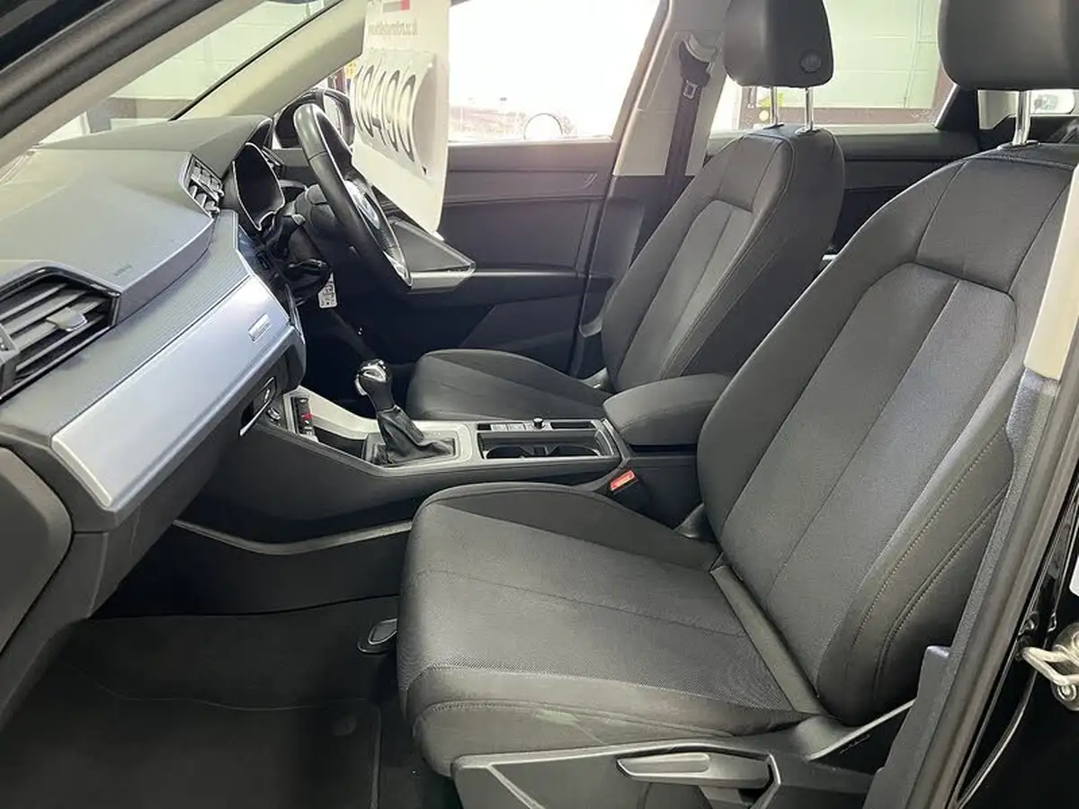 2022-audi-q3-14-45-tfsi-e-technik-big-18