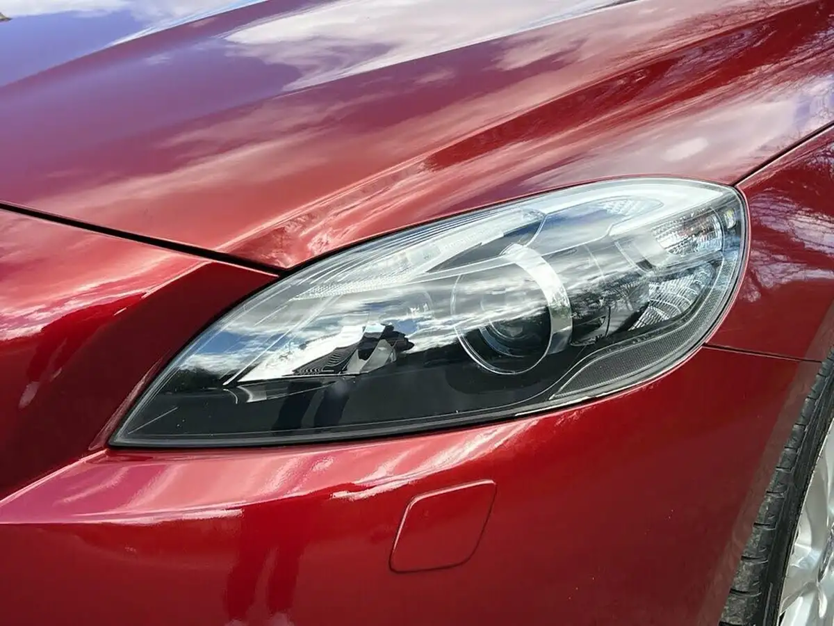 2013-volvo-v40-20td-d4-se-lux-nav-ss-big-18