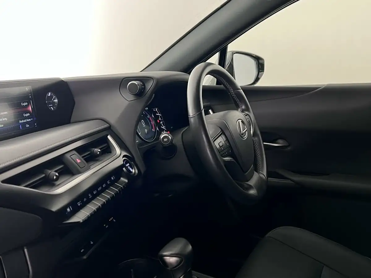 2021-lexus-ux-250h-20-ux-184bhp-without-navigation-big-16