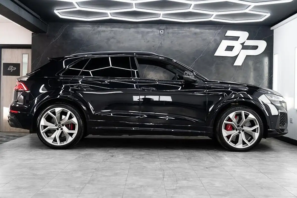 2020-audi-rs-q8-40-tfsi-carbon-black-big-2