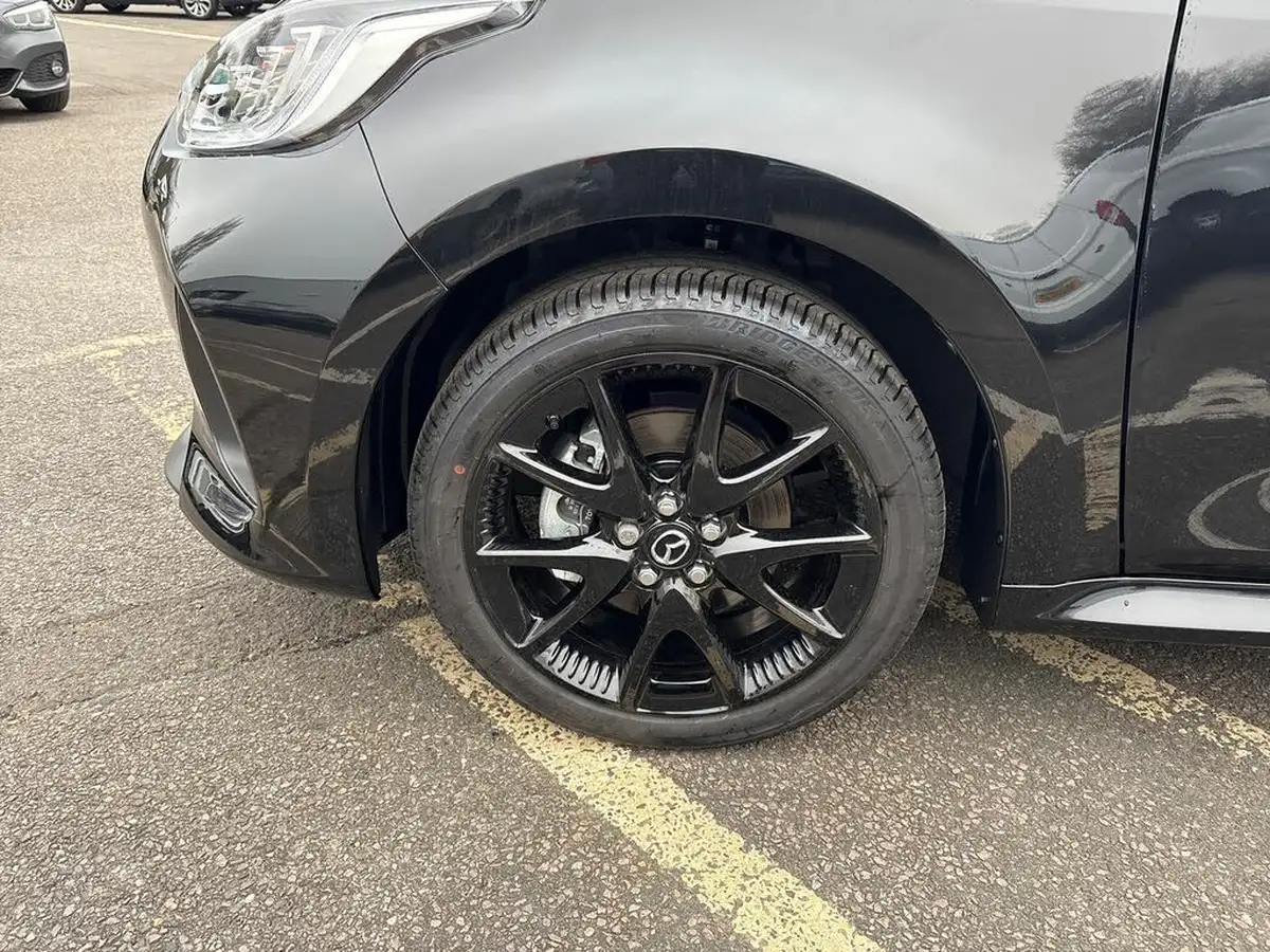 2024-mazda-mazda2-15-homura-big-6