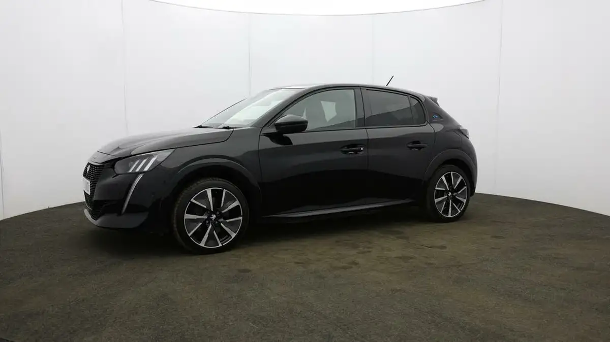 2021-peugeot-208-e-gt-premium-big-29