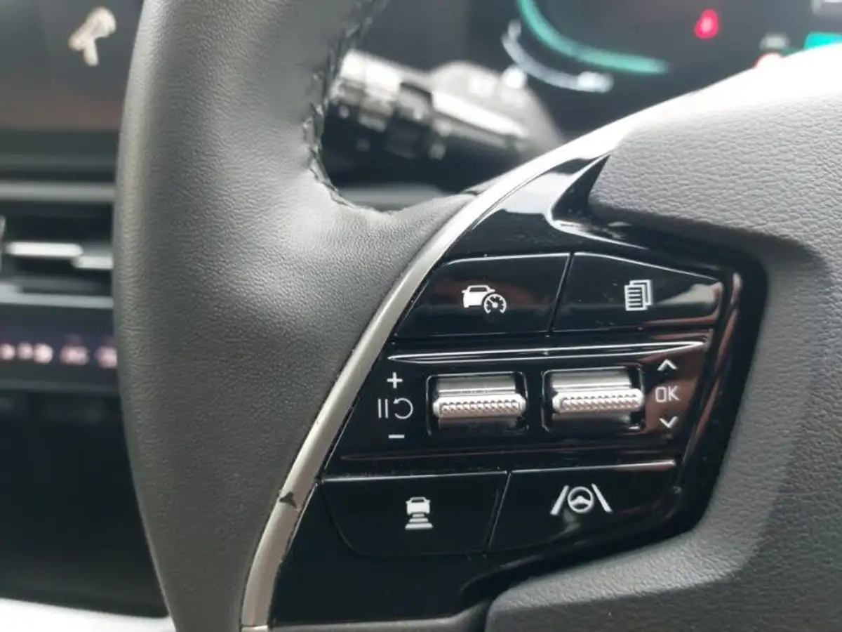 2022-kia-niro-16-gdi-139bhp-hev-132kwh-big-14