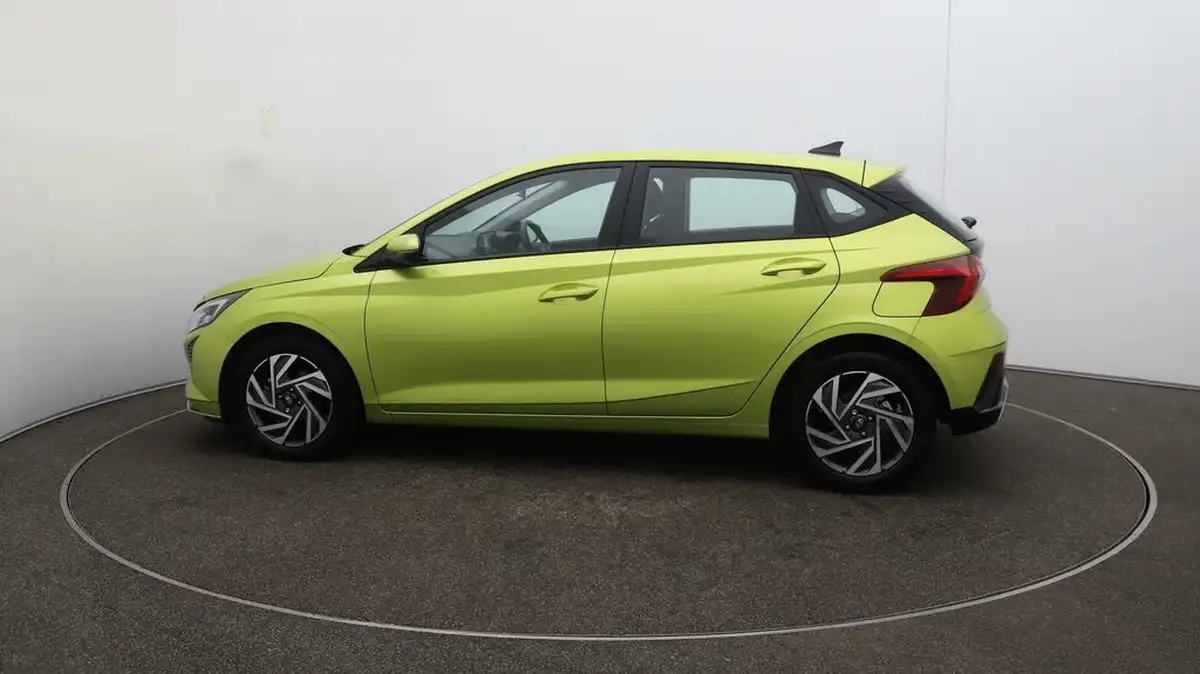 2024-hyundai-i20-10-t-gdi-advance-big-50