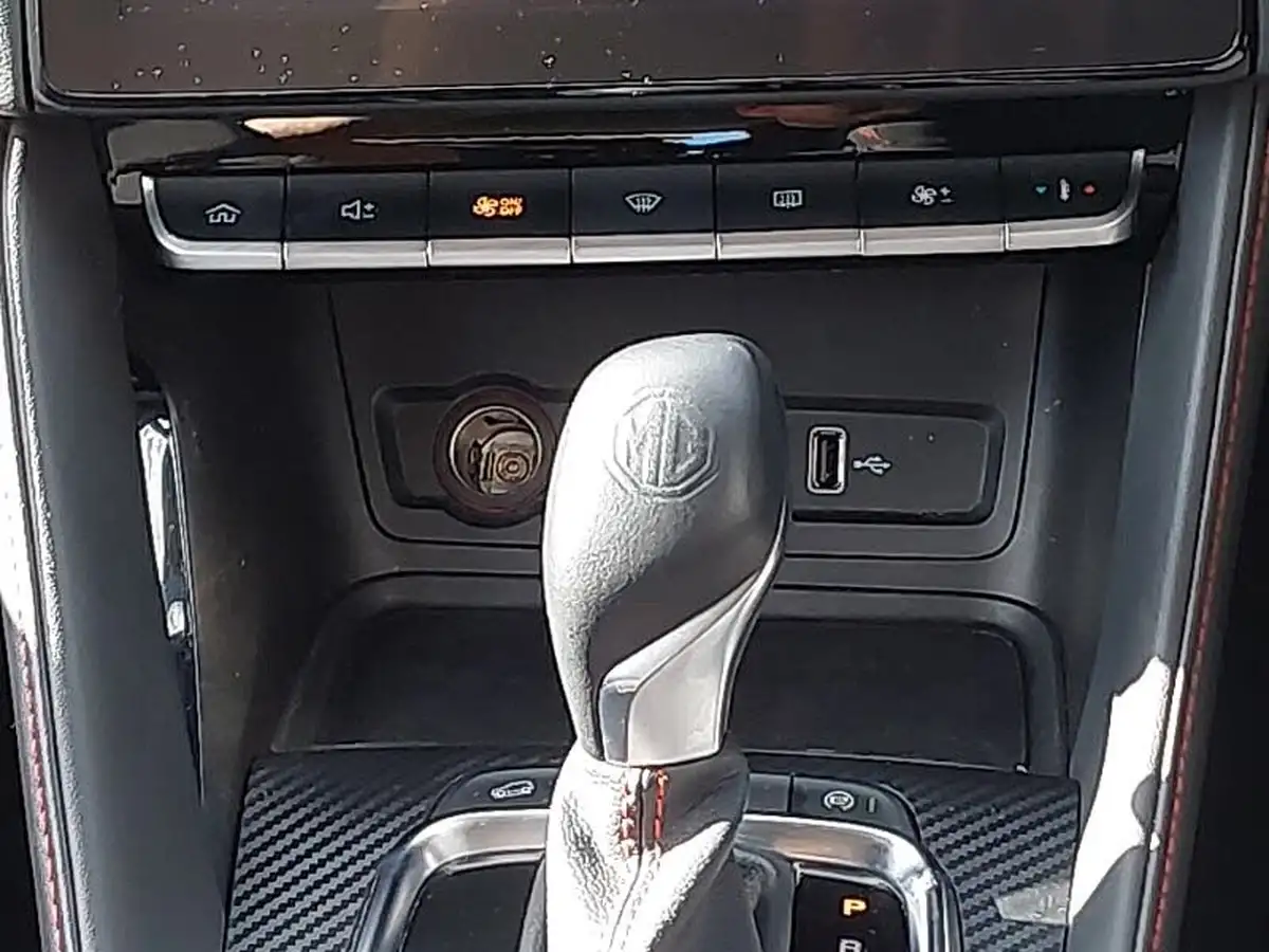 2022-mg-zs-suv-10t-gdi-excite-big-10