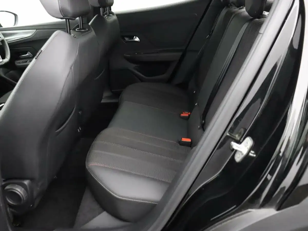2023-vauxhall-mokka-12-gs-136ps-big-10