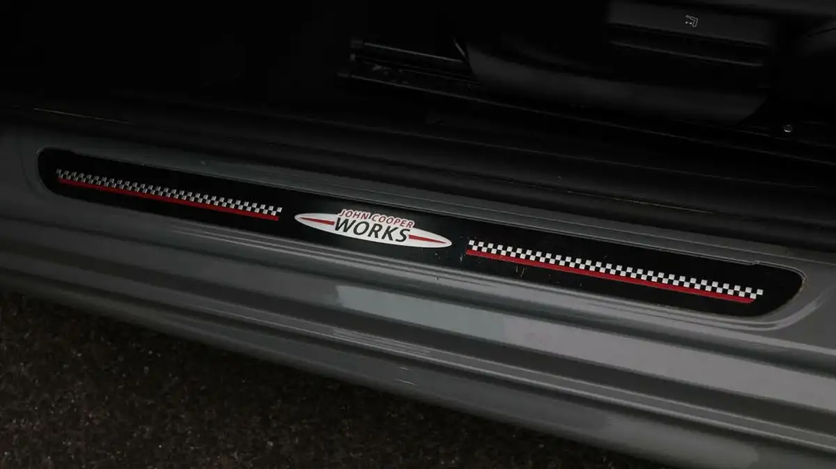 2021-mini-cooper-20-cooper-s-sport-hatchback-3d-auto-big-20