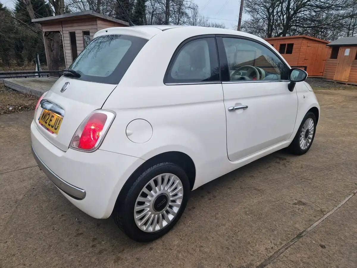 2012-fiat-500-12-lounge-ss-big-2
