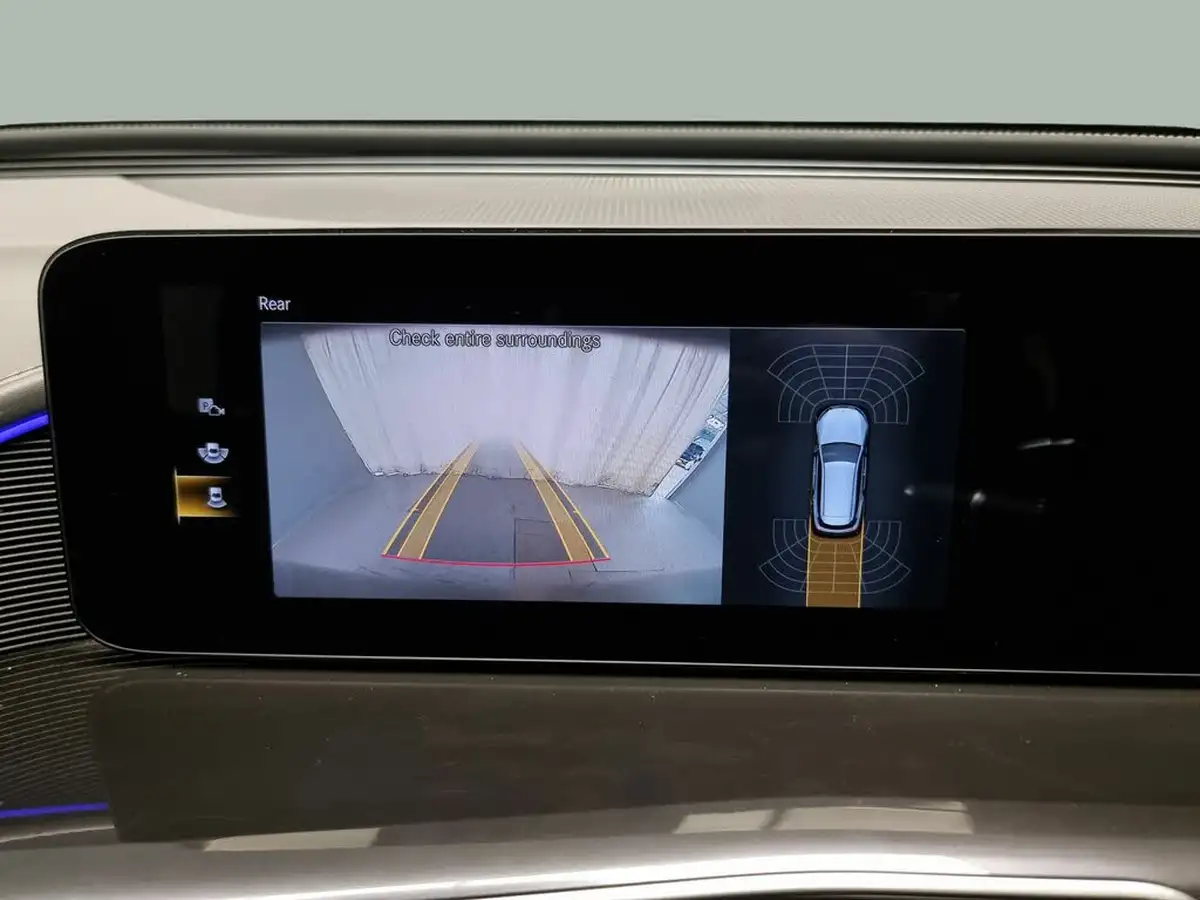 2022-mercedes-benz-eqc-e-eqc-400-amg-line-premium-big-19