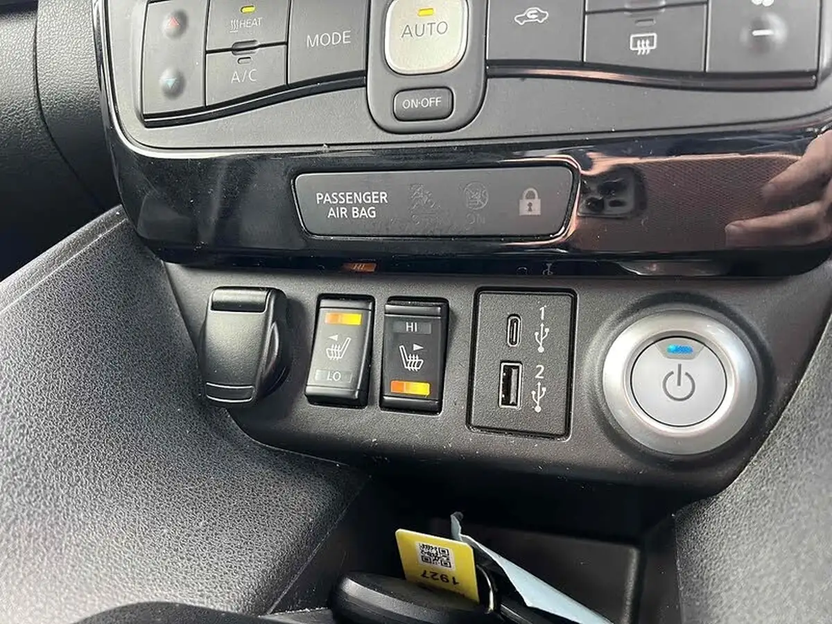 2022-nissan-leaf-e-n-connecta-big-38