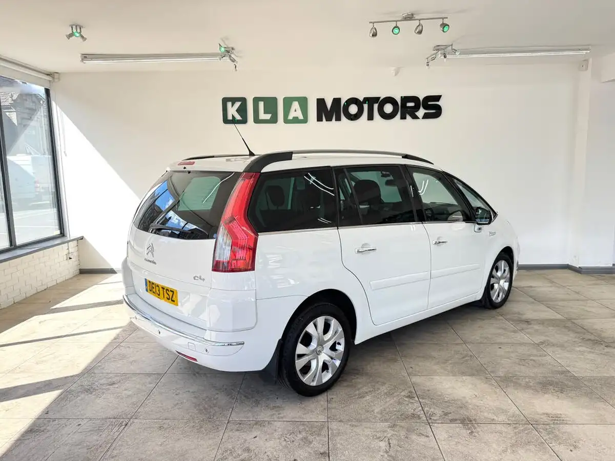 2013-citroen-grand-c4-picasso-16hdi-platinum-big-4