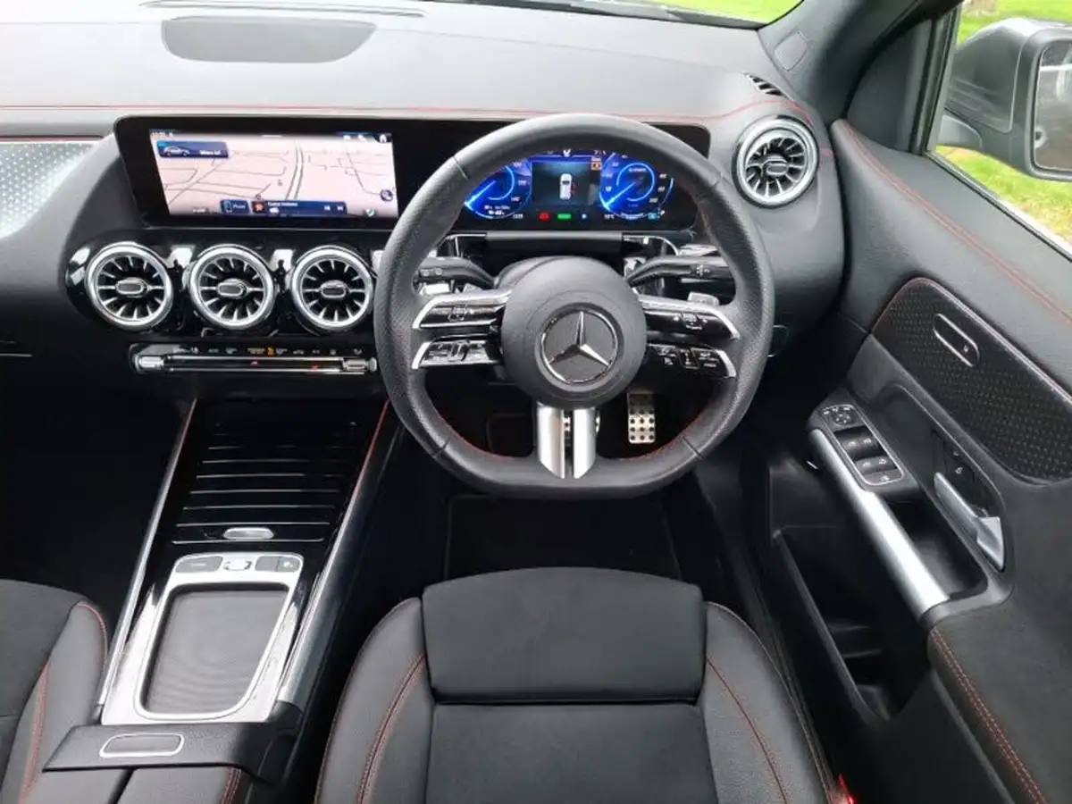 2024-mercedes-benz-eqa-e-eqa-250-amg-line-executive-big-6