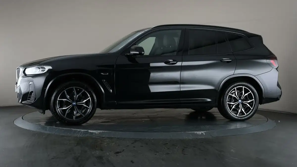 2021-bmw-x3-20-xdrive-30e-m-sport-big-32