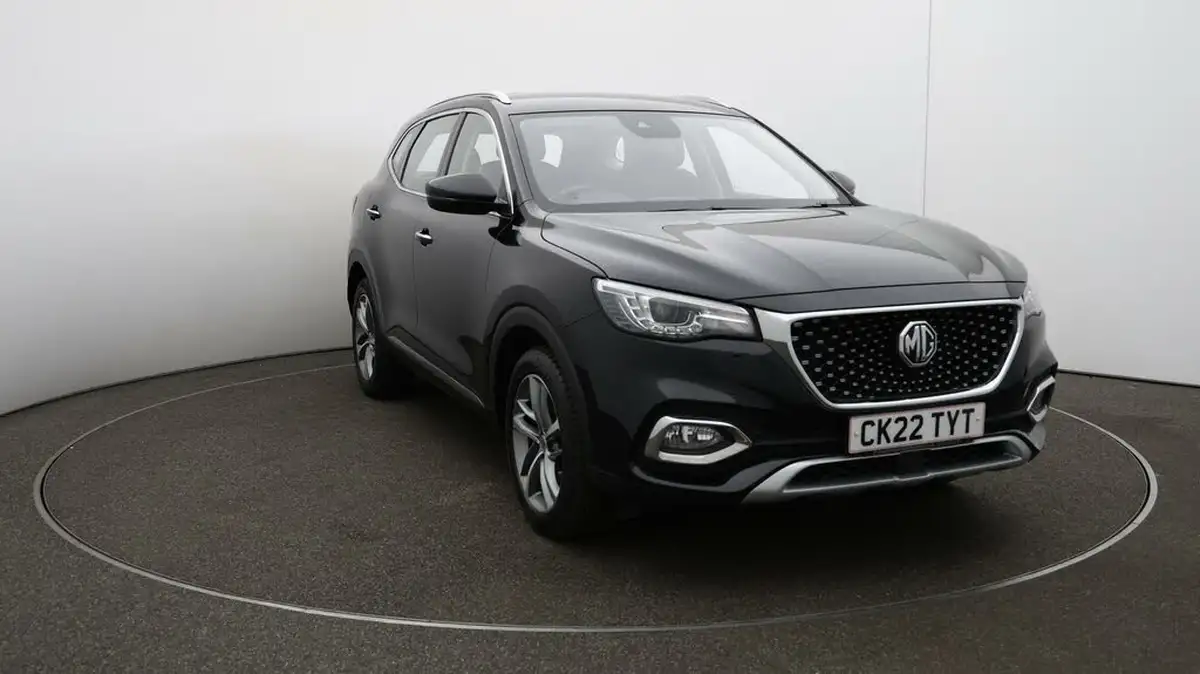 2022-mg-hs-15t-gdi-excite-162ps-big-34