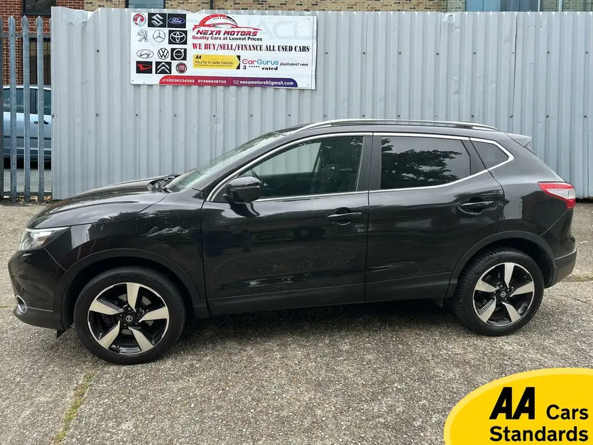 2015-nissan-qashqai-12-n-tec-big-10
