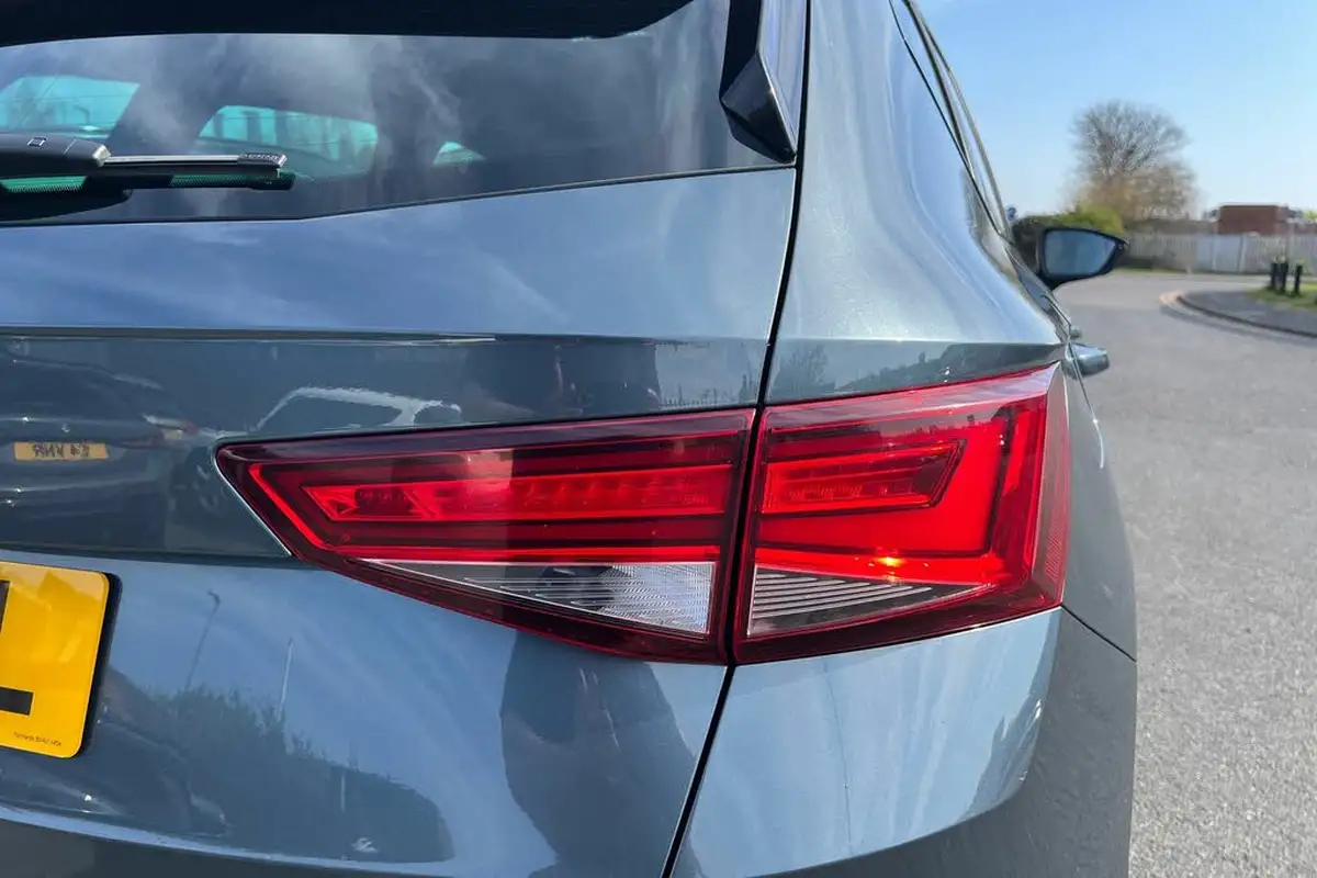 2019-seat-cupra-ateca-20-tsi-big-19