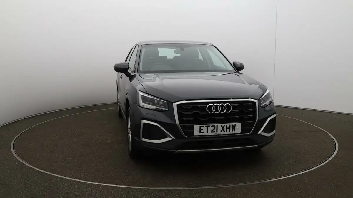 2021-audi-q2-10-30-tfsi-sport-big-31