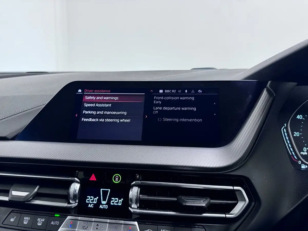 2021-bmw-1-series-20td-120d-m-sport-lcp-big-42