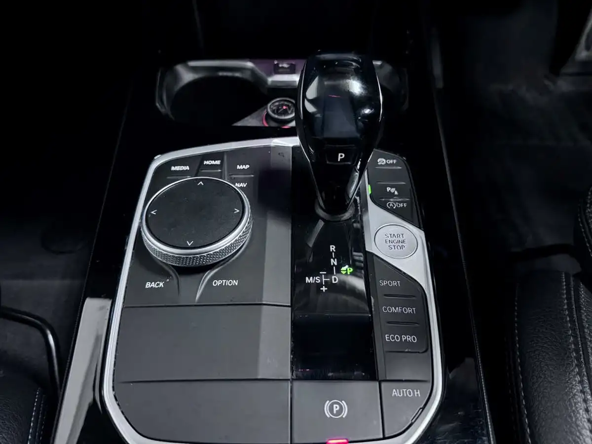 2021-bmw-1-series-20td-120d-m-sport-lcp-big-23