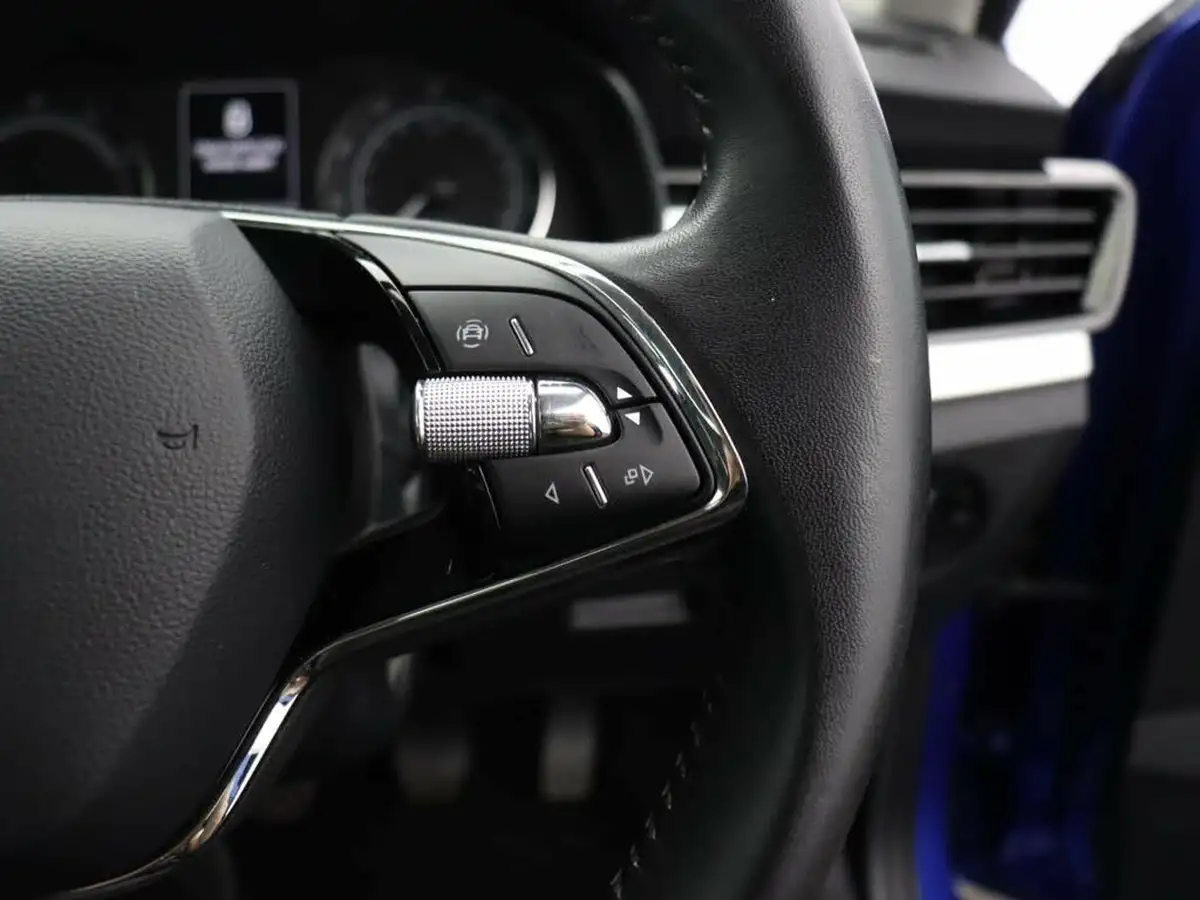 2022-skoda-kamiq-10-tsi-se-drive-95ps-big-22