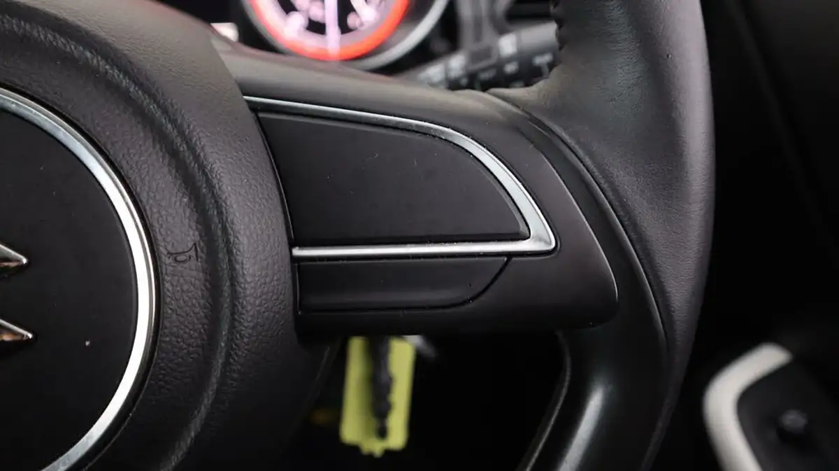 2020-suzuki-swift-12-dualjet-sz-t-90ps-1242cc-big-21