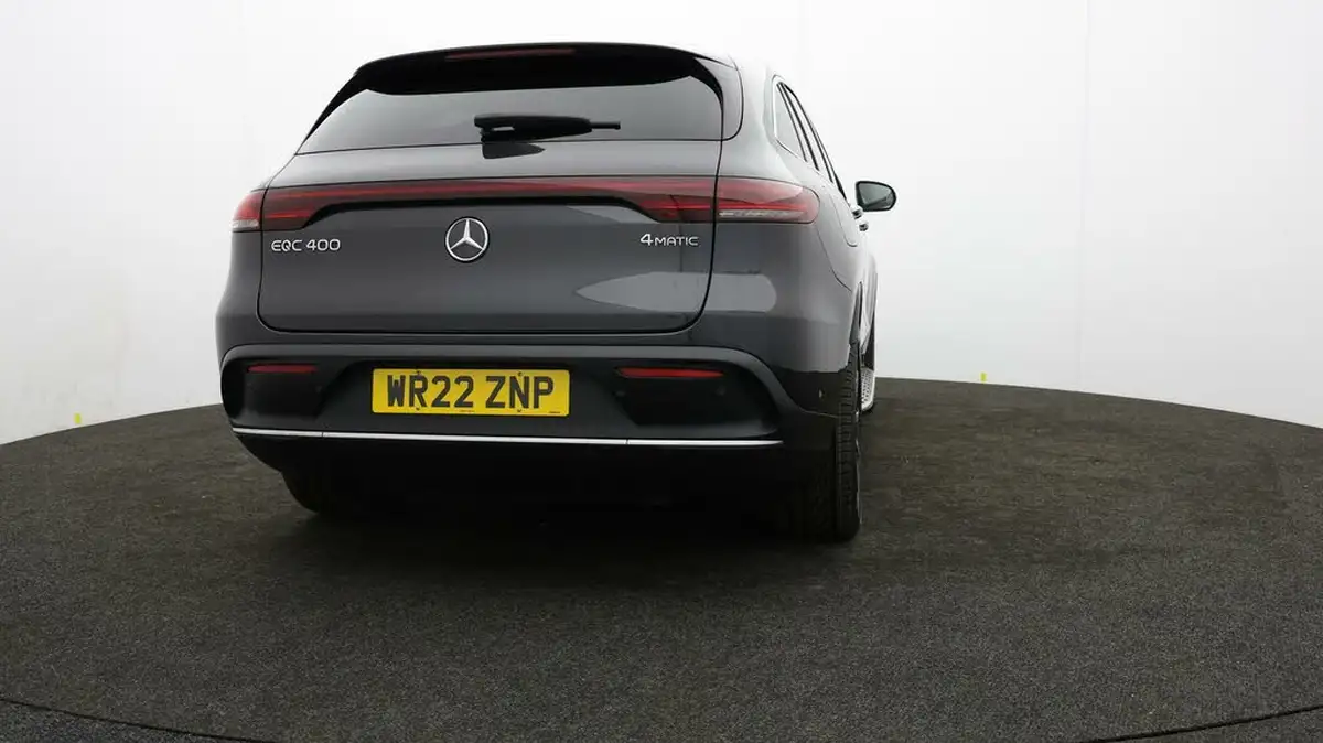 2022-mercedes-benz-eqc-e-eqc-400-amg-line-big-68