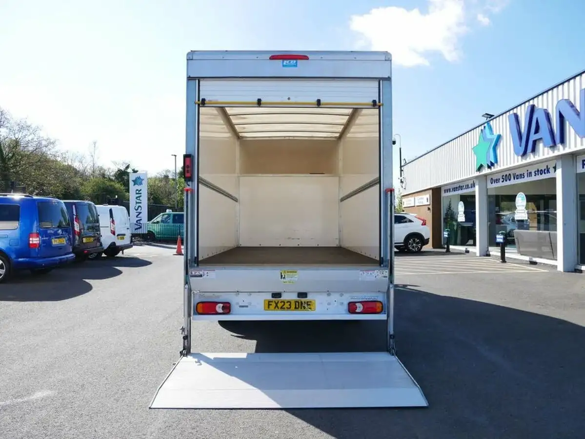 2023-renault-master-23dci-ll35-145-business-chassis-cab-big-19