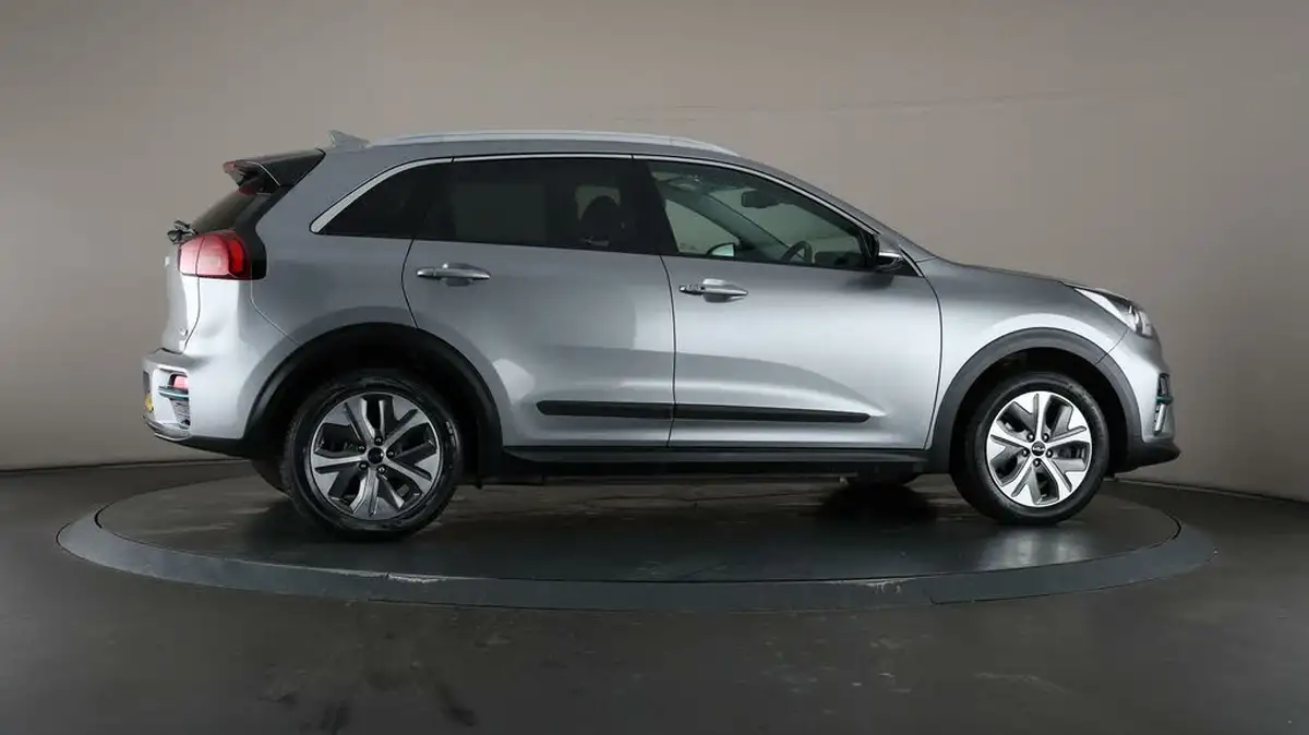 2022-kia-e-niro-ev-2-64-big-53