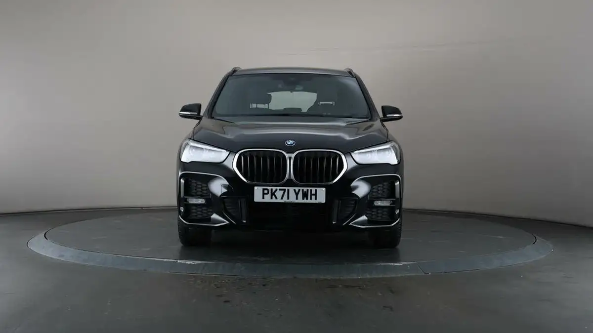 2022-bmw-x1-15-xdrive-25e-phev-m-sport-big-2