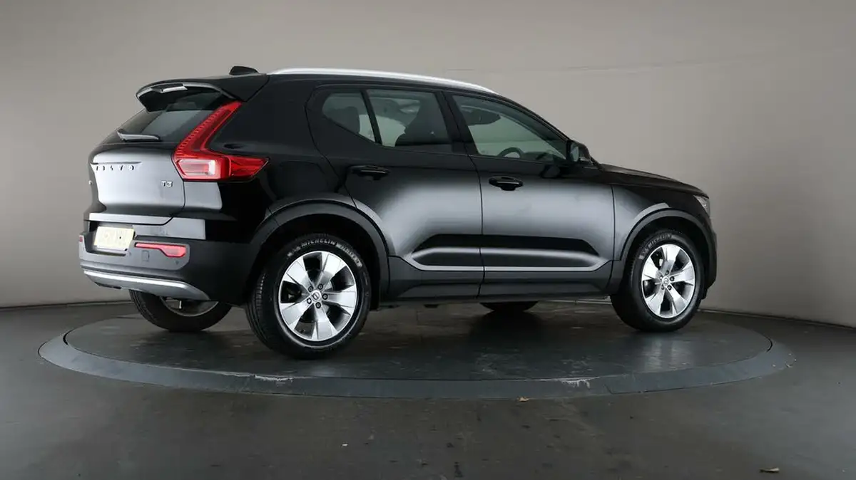 2021-volvo-xc40-15-t3-momentum-161bhp-auto-big-55