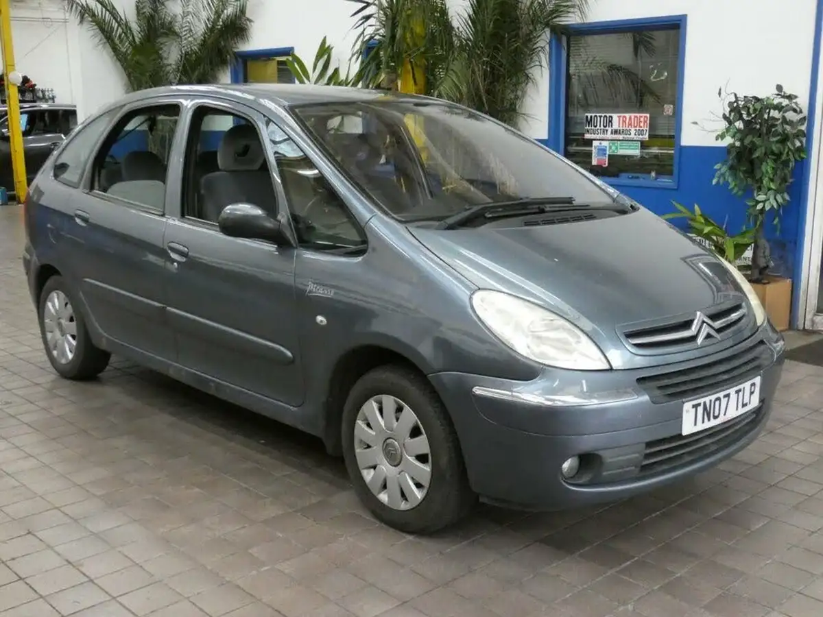2007-citroen-xsara-picasso-16-vtx-big-9