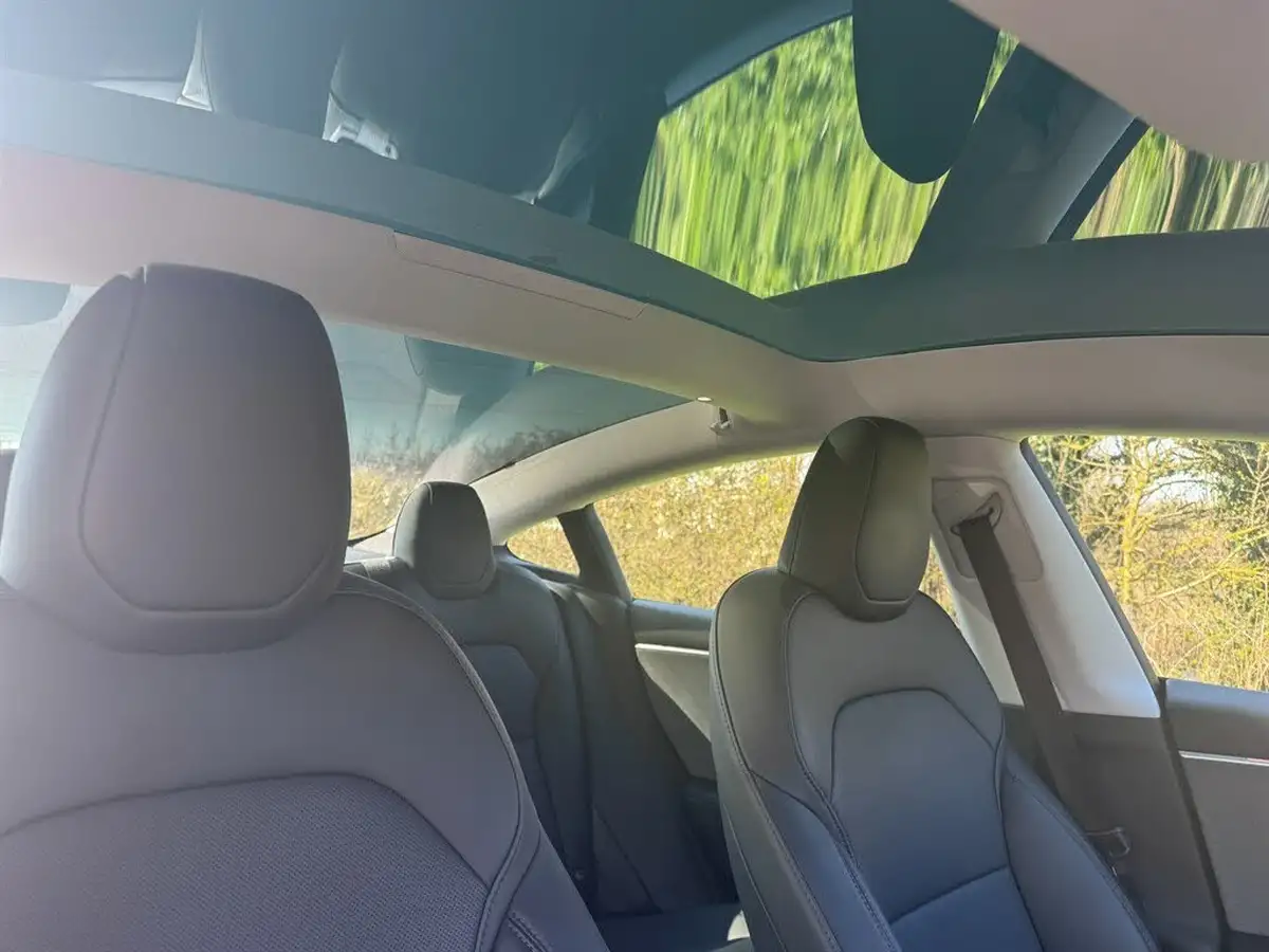 2024-tesla-model-3-e-rwd-big-8