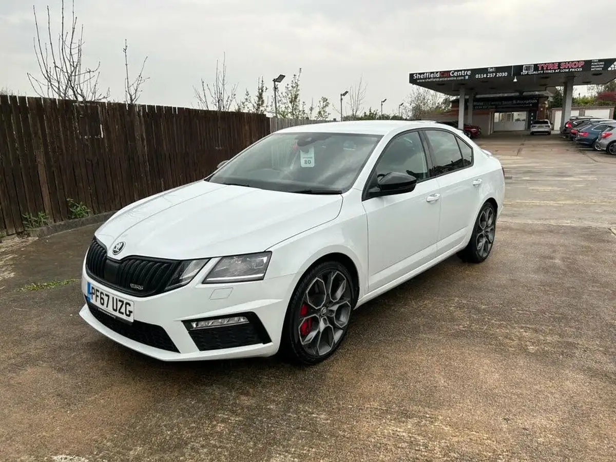 2018-skoda-octavia-20-tsi-vrs-230ps-hatchback-big-3