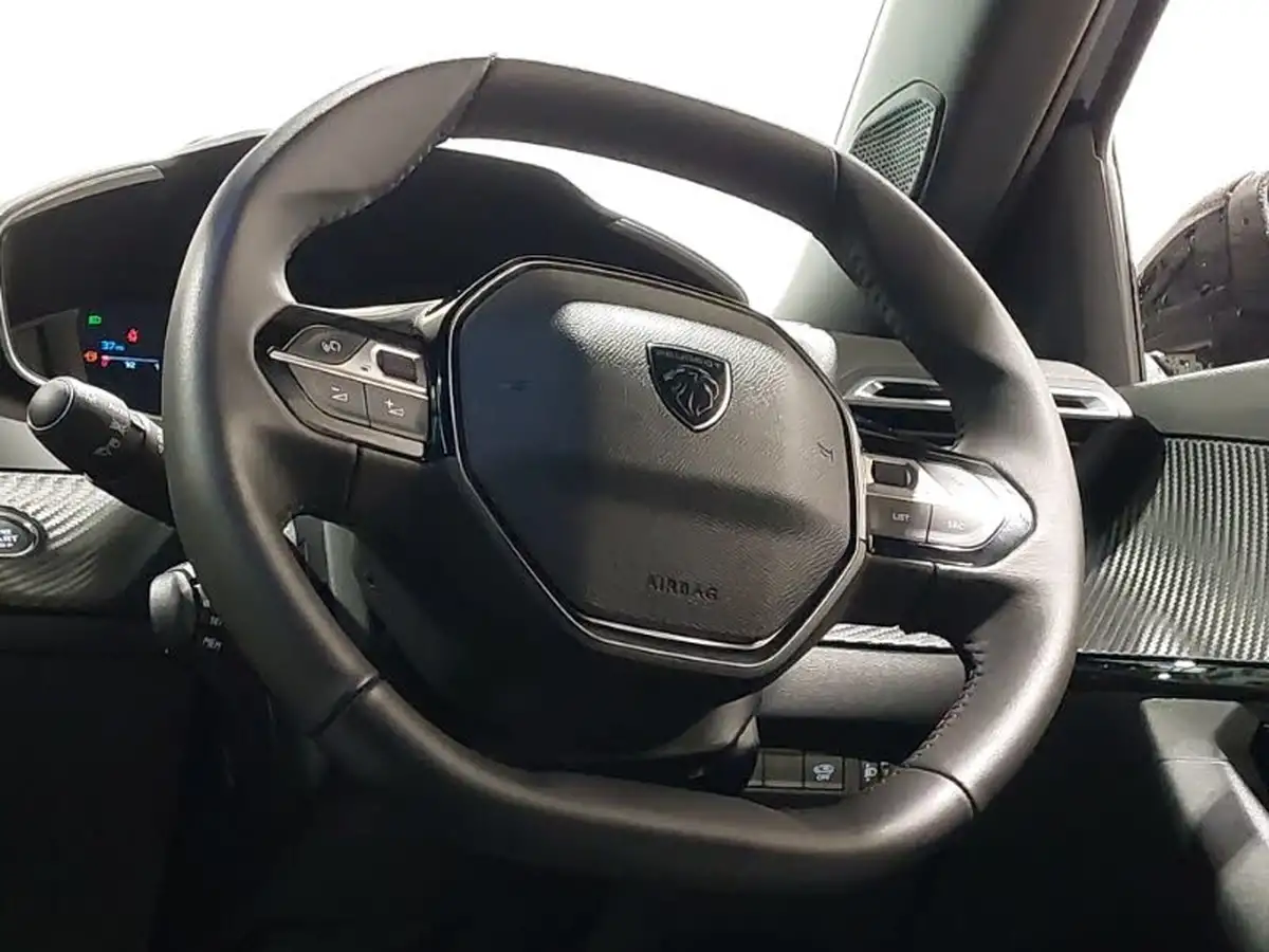 2024-peugeot-2008-suv-12-puretech-allure-130ps-big-9