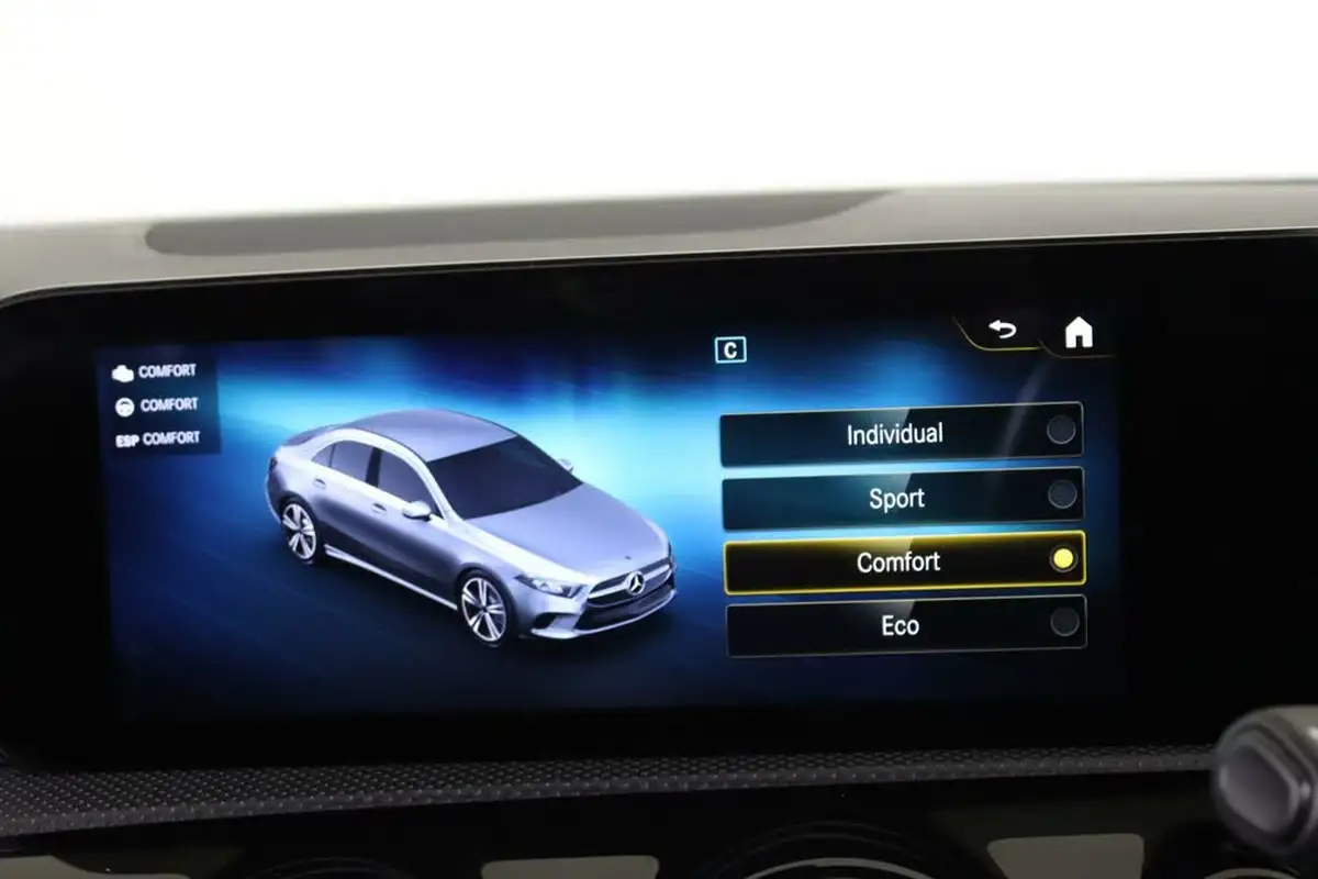 2021-mercedes-benz-a-class-13-a180-amg-line-executive-edition-saloon-4d-7g-dct-big-37