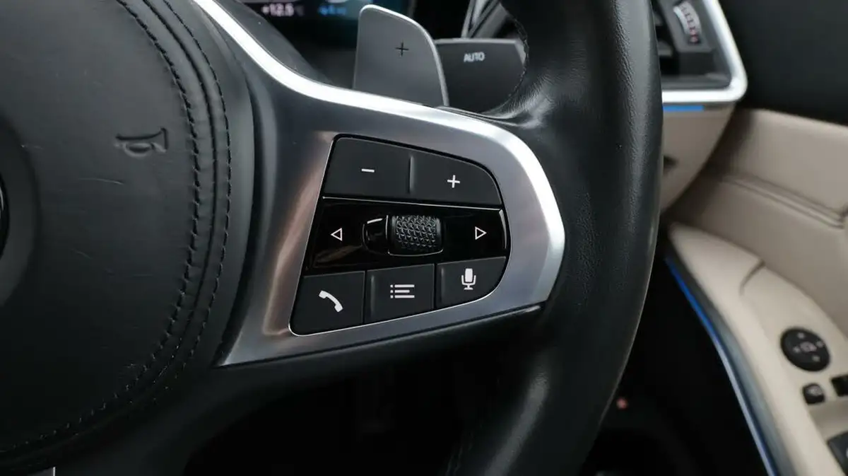 2020-bmw-3-series-20-330e-m-sport-saloon-4d-big-24