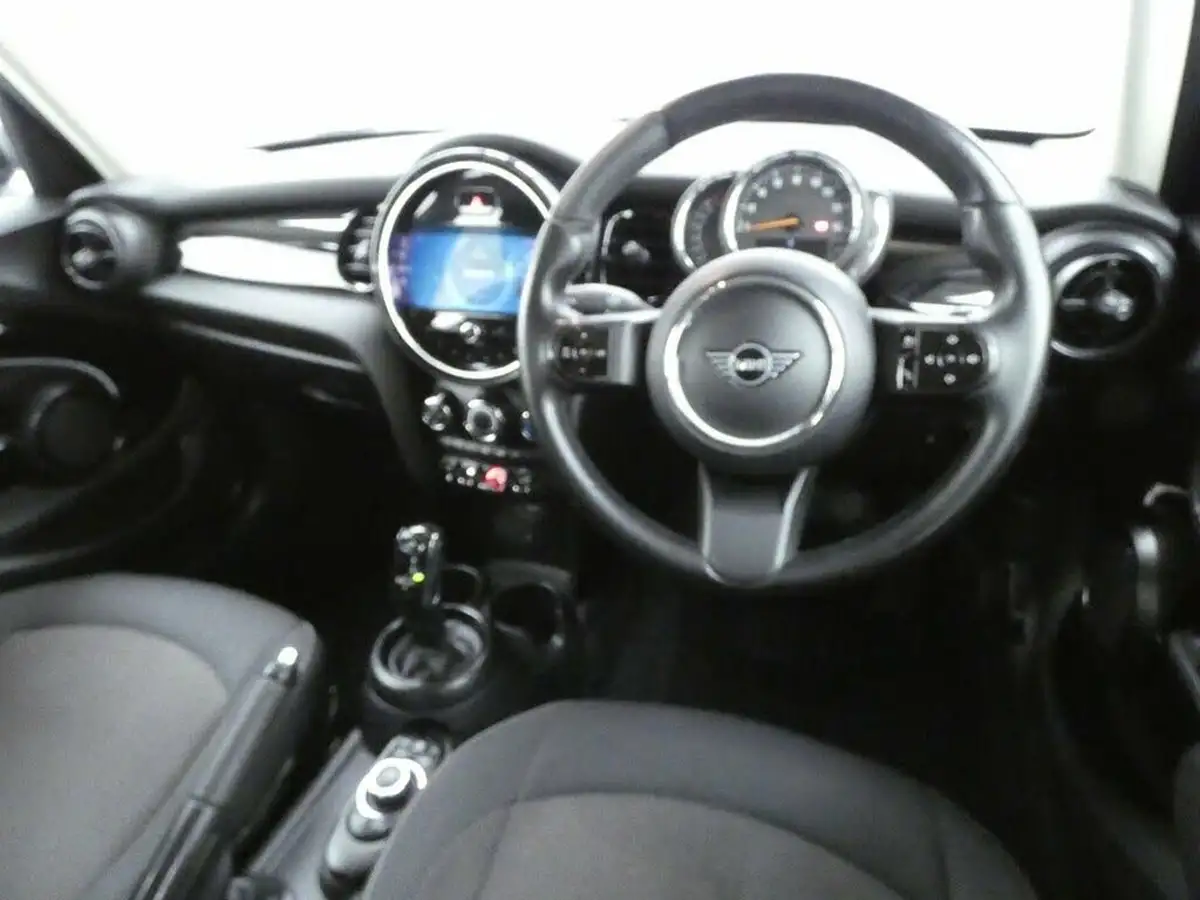2021-mini-cooper-15-cooper-classic-hatchback-5d-auto-big-15