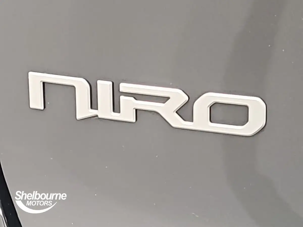 2024-kia-niro-ev-e-2-big-25