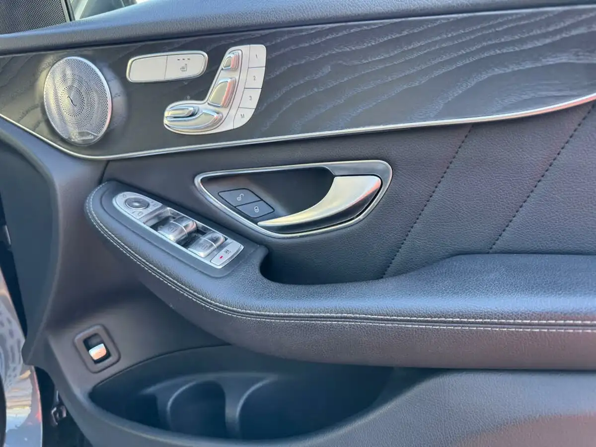 2016-mercedes-benz-glc-class-21d-glc250d-amg-line-premium-plusss-station-wagon-big-36