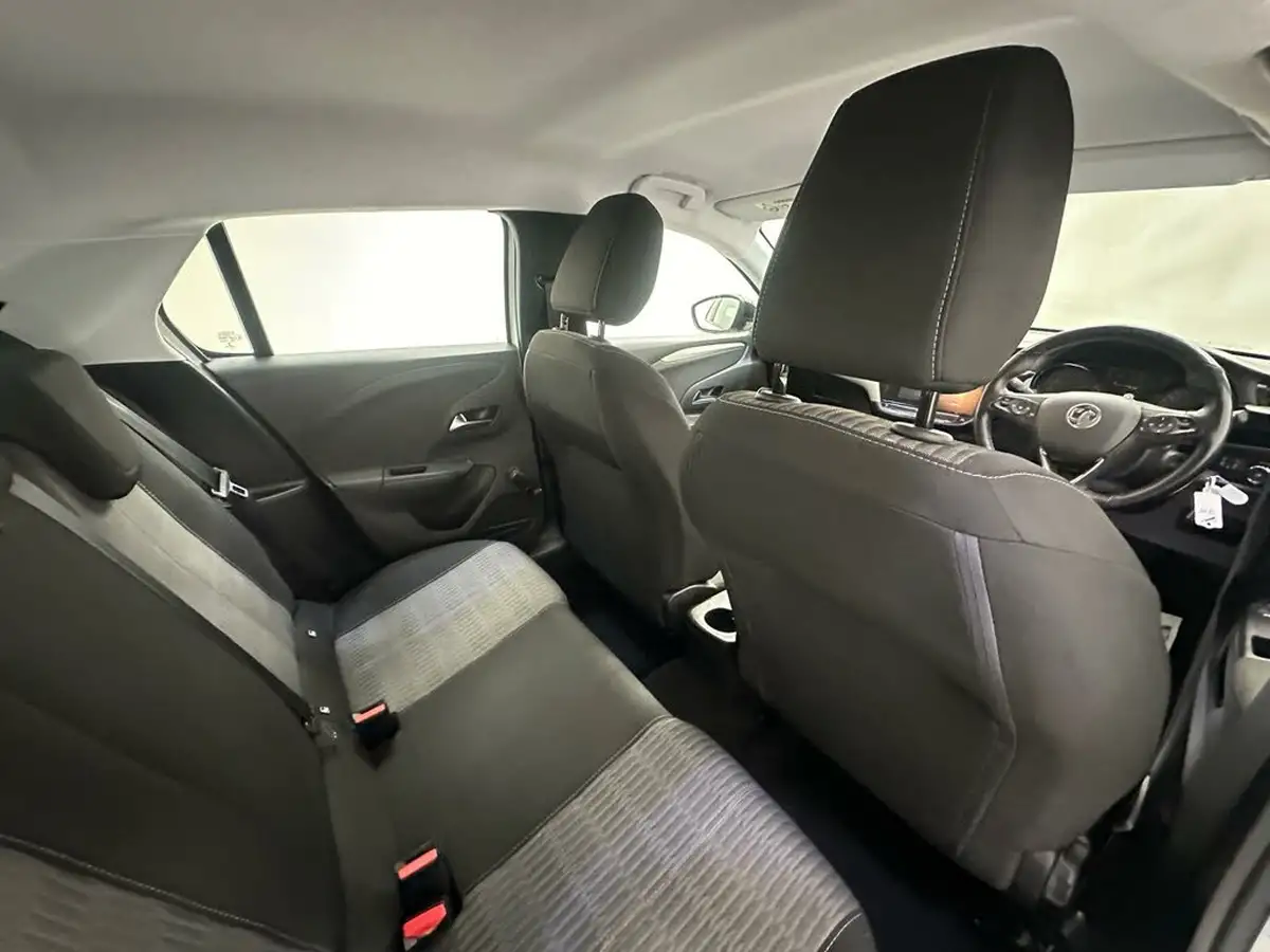 2021-vauxhall-corsa-12i-se-premium-big-16