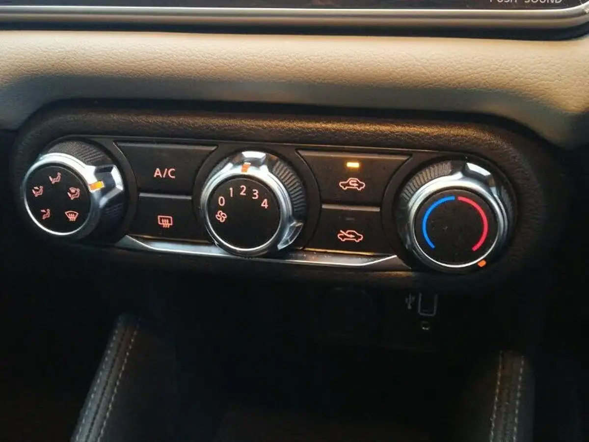 2022-nissan-micra-10-ig-t-acenta-cvt-big-12