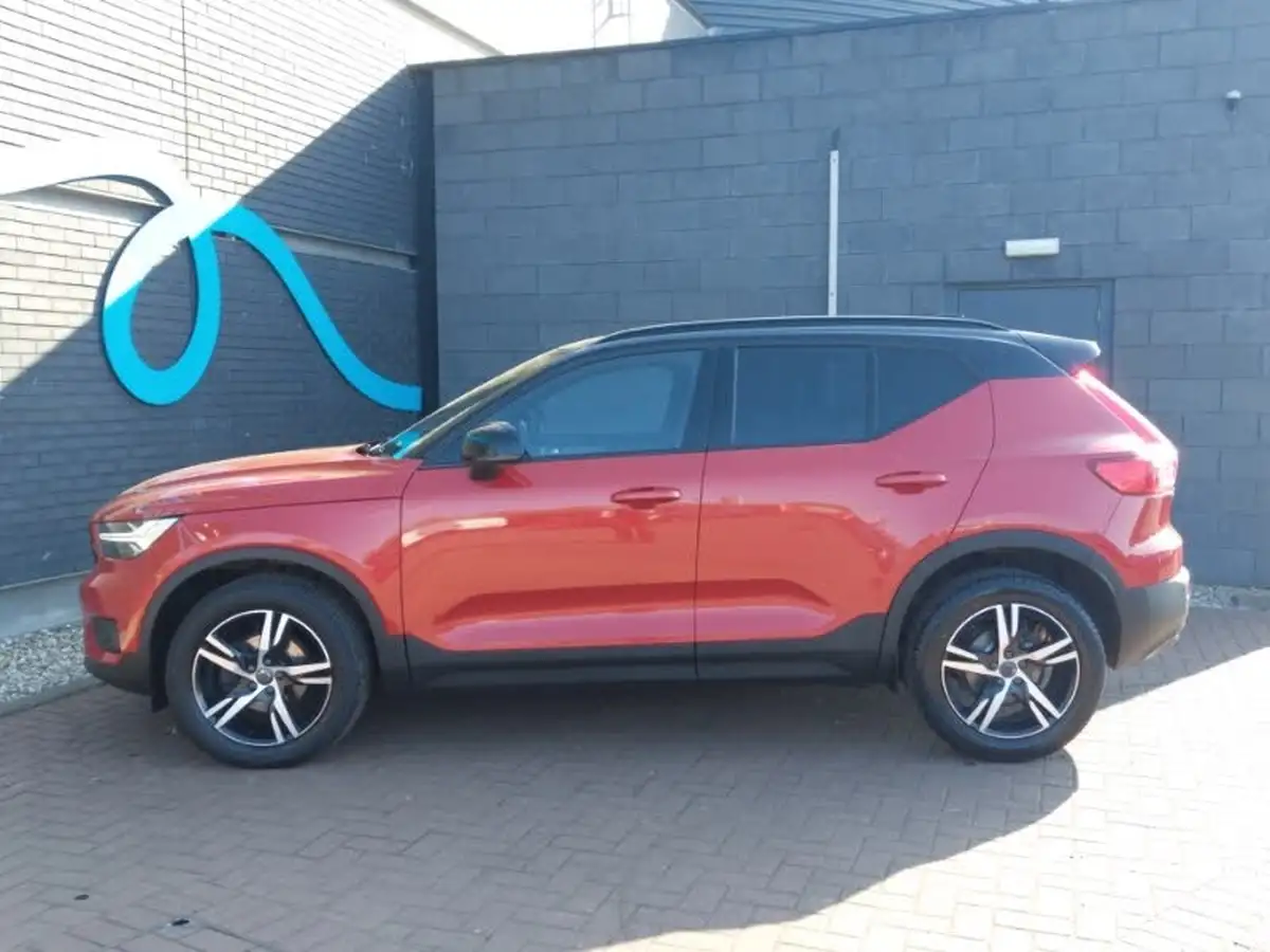 2021-volvo-xc40-15-t3-r-design-163bhp-geartronic-big-3